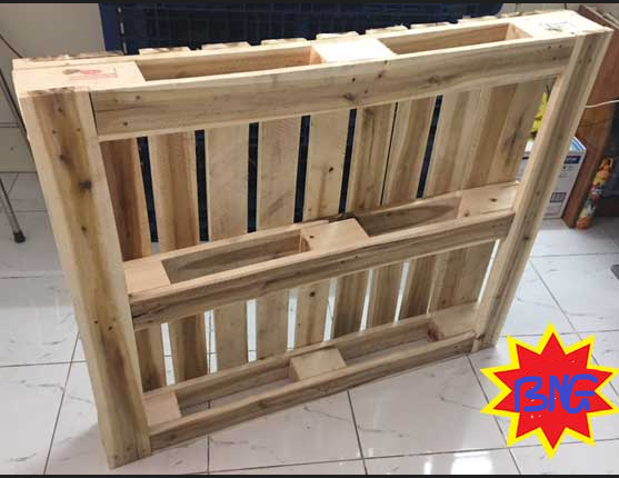 Pallet gỗ 2 hướng nâng tải trọng 1,5 tấn